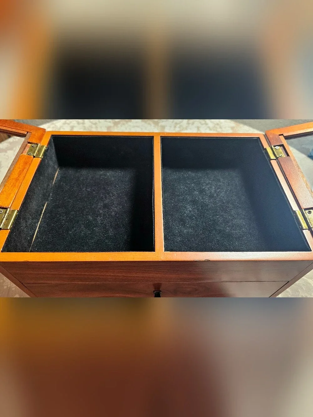 N/A jewelry box